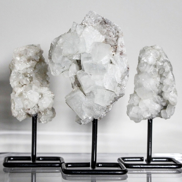 Other - Clear Quartz Clusters On Stand